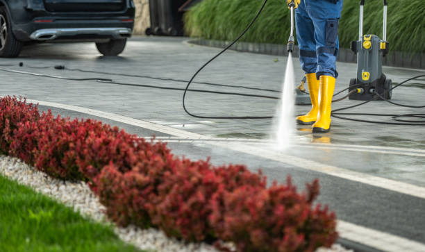 Best Deck Pressure Washing  in Bakersfield Country Clu, CA